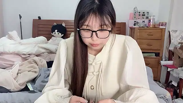 Akong11 online show from November 28, 2025, 6:27 am