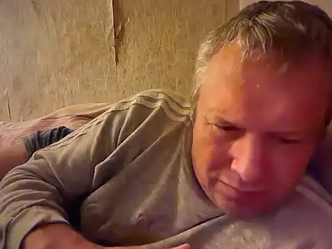 evulis1 online show from October 13, 2025, 7:58 pm