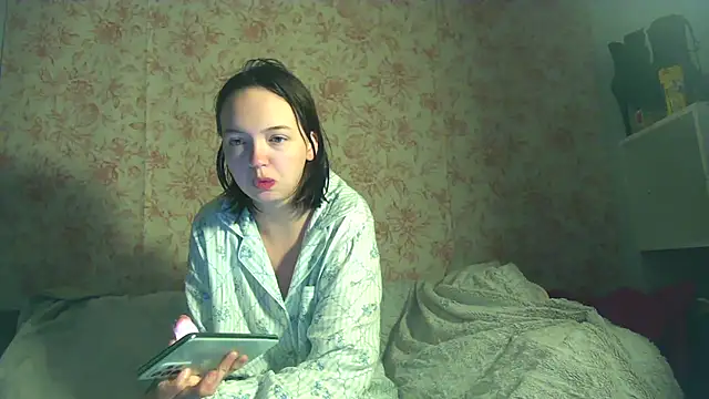 Snapshot of MaitresseMermaid chatting on February 6, 2026, 7:56 am MaitresseMermaid online show from February 6, 2026, 7:56 am