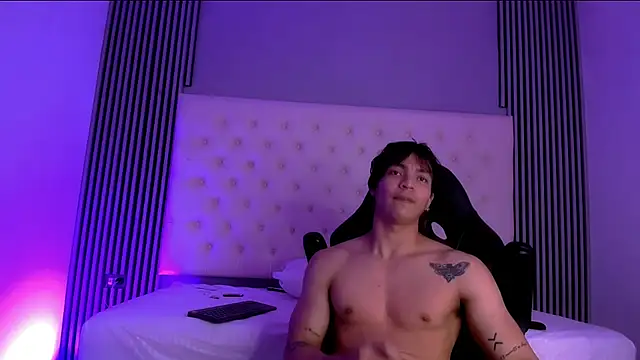 toji luxxer online show from November 14, 2025, 8:46 am