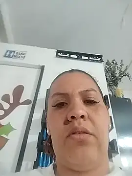 LaraStons online show from September 26, 2025, 9:19 pm