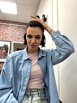 EmmaStarkk online show from September 23, 2025, 5:54 am