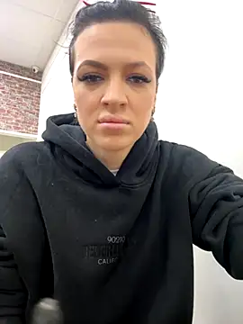 EmmaStarkk online show from September 25, 2025, 3:54 am