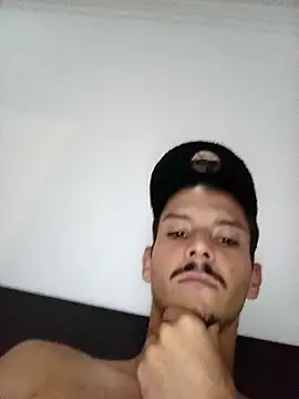 Snapshot of Pedroomp chatting on October 28, 2025, 12:36 am Pedroomp online show from October 28, 2025, 12:36 am