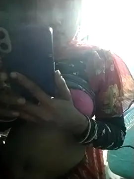 Hotwera97444 online show from April 19, 2026, 10:23 pm