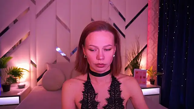 ShyySiren online show from February 22, 2026, 3:43 pm