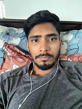 Snapshot of vikranthLong chatting on June 20, 2026, 7:55 am vikranthLong online show from June 20, 2026, 7:55 am