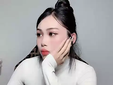 Lyly4757 online show from January 15, 2026, 4:00 pm