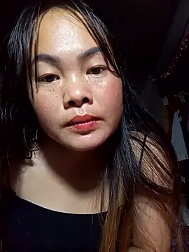 Snapshot of emilyzz chatting on January 15, 2026, 1:16 pm emilyzz online show from January 15, 2026, 1:16 pm