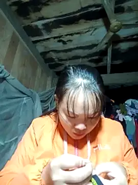 emilyzz online show from May 8, 2026, 1:11 am