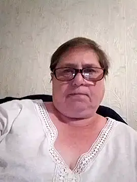 Snapshot of Nikusya-51 chatting on May 6, 2026, 6:35 pm Nikusya-51 online show from May 6, 2026, 6:35 pm