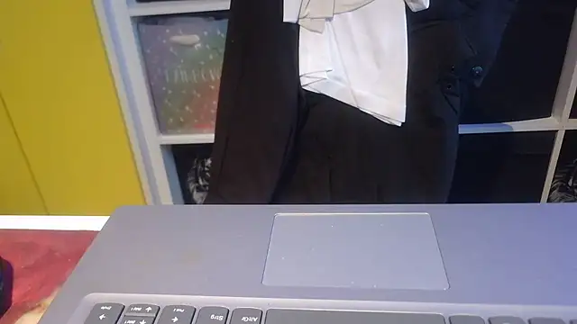 Snapshot of Milf_Lady_Frankfurt chatting on September 25, 2025, 12:31 pm Milf Lady Frankfurt online show from September 25, 2025, 12:31 pm