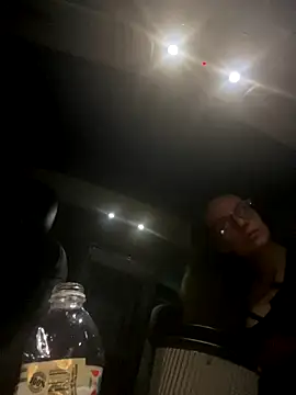 Texxaspearl online show from October 5, 2025, 9:29 am