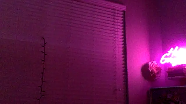 Texxaspearl online show from January 6, 2026, 10:08 am