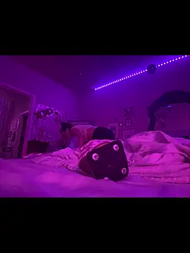 Texxaspearl online show from March 27, 2026, 10:37 am