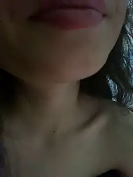 Snapshot of Bella_sexy98 chatting on October 6, 2025, 1:25 am Bella sexy98 online show from October 6, 2025, 1:25 am