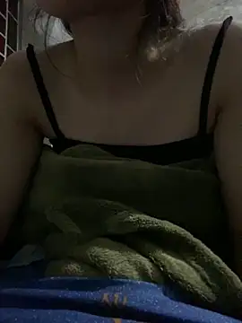 Snapshot of Bella_sexy98 chatting on October 10, 2025, 12:48 pm Bella sexy98 online show from October 10, 2025, 12:48 pm