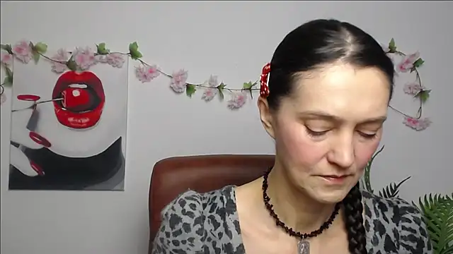 TayaFinch online show from February 7, 2026, 1:15 pm