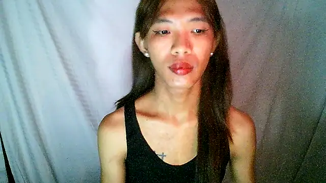 Snapshot of Rain-Show chatting on November 23, 2025, 11:04 pm Rain-Show online show from November 23, 2025, 11:04 pm