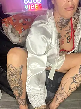 DIRTY PAISLEY X online show from October 24, 2025, 7:54 pm