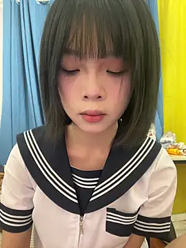 qiqi x online show from January 18, 2026, 12:09 pm