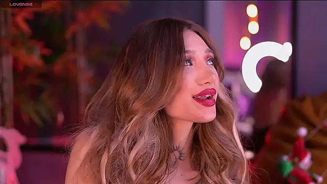 SiennaJayden online show from December 19, 2025, 6:59 pm