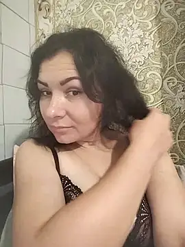 Mia24Blove online show from August 1, 2026, 7:29 am