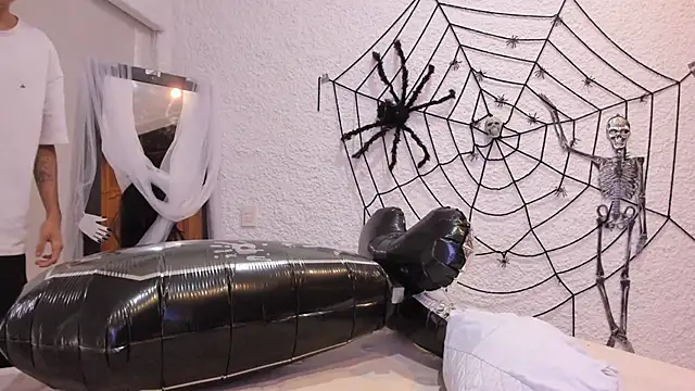 j martony online show from October 15, 2025, 11:43 am