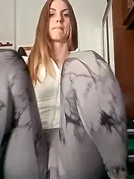 Nhoakila96 online show from October 16, 2025, 8:59 am