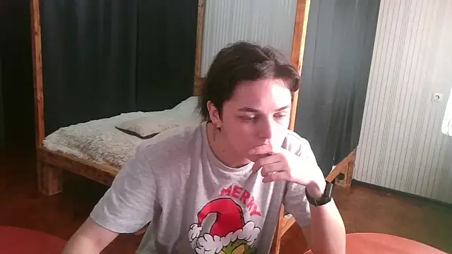 EthelsLover online show from February 18, 2026, 10:44 am