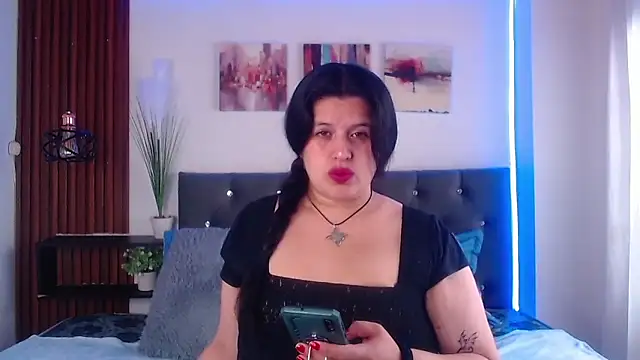 Snapshot of Andrea_secret_ chatting on November 7, 2025, 2:17 pm Andrea secret online show from November 7, 2025, 2:17 pm