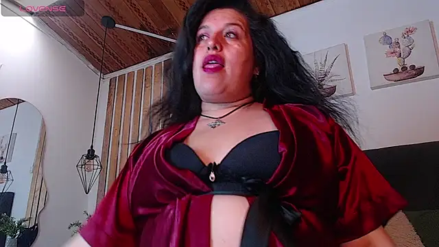 Snapshot of Andrea_secret_ chatting on December 1, 2025, 2:33 pm Andrea secret online show from December 1, 2025, 2:33 pm