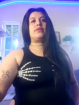 Andrea secret  online show from April 17, 2026, 2:20 pm