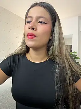 Snapshot of EMILIIA_RICHTER__ chatting on June 12, 2026, 3:38 am EMILIIA RICHTER online show from June 12, 2026, 3:38 am