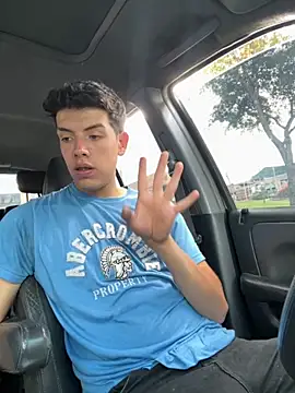 mattebret11 online show from October 2, 2025, 6:15 pm