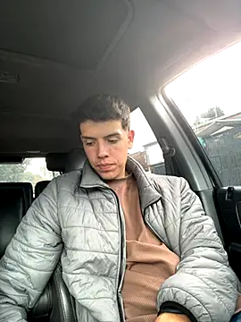 mattebret11 online show from November 3, 2025, 6:09 pm