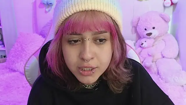 NekoWaifu online show from April 19, 2026, 2:27 pm