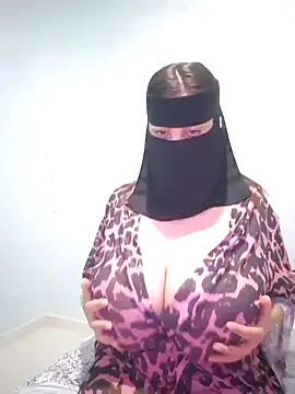   arabica online show from September 27, 2025, 5:07 pm