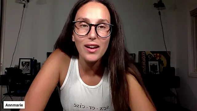 Snapshot of annmarieferrara chatting on September 24, 2025, 2:59 am annmarieferrara online show from September 24, 2025, 2:59 am