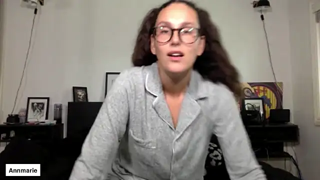 Snapshot of annmarieferrara chatting on September 26, 2025, 7:18 pm annmarieferrara online show from September 26, 2025, 7:18 pm