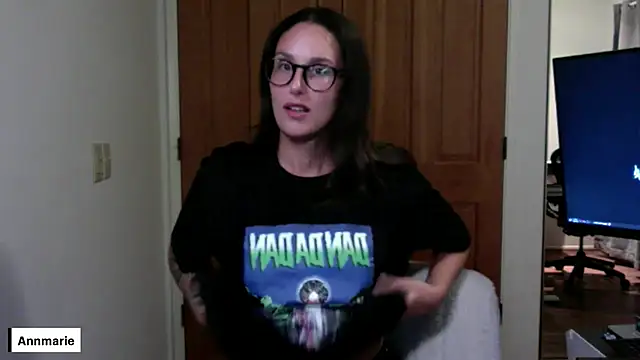 Snapshot of annmarieferrara chatting on October 1, 2025, 2:28 am annmarieferrara online show from October 1, 2025, 2:28 am