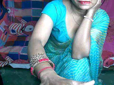 Sangeetha5 online show from November 18, 2025, 7:40 pm