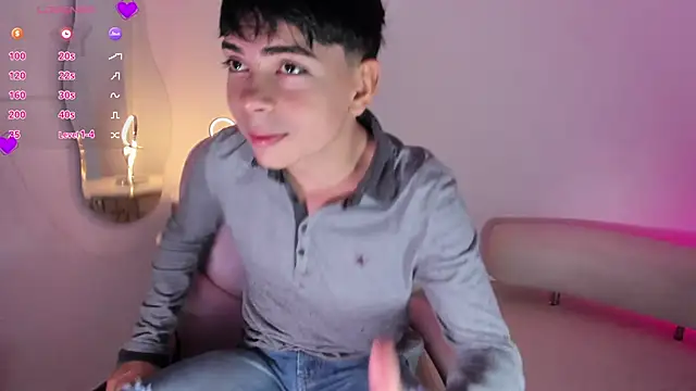 Snapshot of Peter_chase chatting on September 30, 2025, 6:24 pm Peter chase online show from September 30, 2025, 6:24 pm