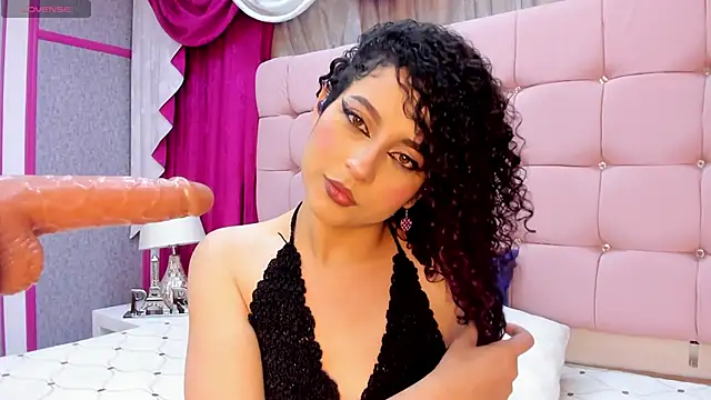 Kayla Moon  online show from February 12, 2026, 12:00 pm