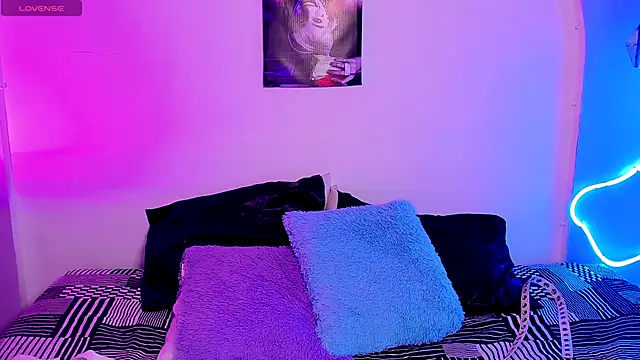 Angel-dragun online show from September 19, 2025, 3:41 am