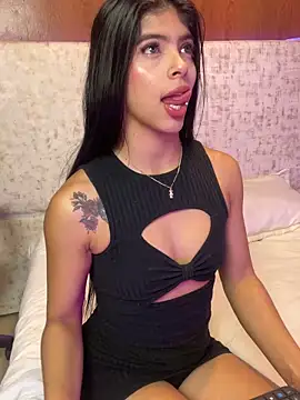 Ambersfoxx online show from November 4, 2025, 2:16 pm