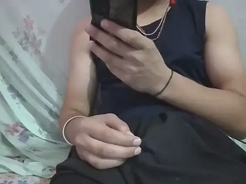 Snapshot of hornyboy4321q chatting on November 19, 2025, 5:07 am hornyboy4321q online show from November 19, 2025, 5:07 am