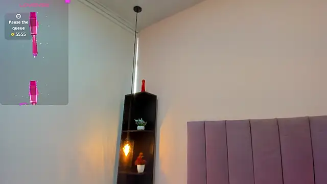 Snapshot of HoollyHendrix chatting on November 20, 2025, 8:08 pm HoollyHendrix online show from November 20, 2025, 8:08 pm