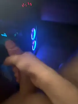 jstntz online show from April 2, 2026, 9:23 pm