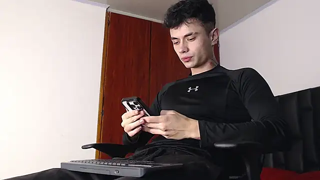 Snapshot of jaico_santos chatting on November 5, 2025, 11:05 pm jaico santos online show from November 5, 2025, 11:05 pm